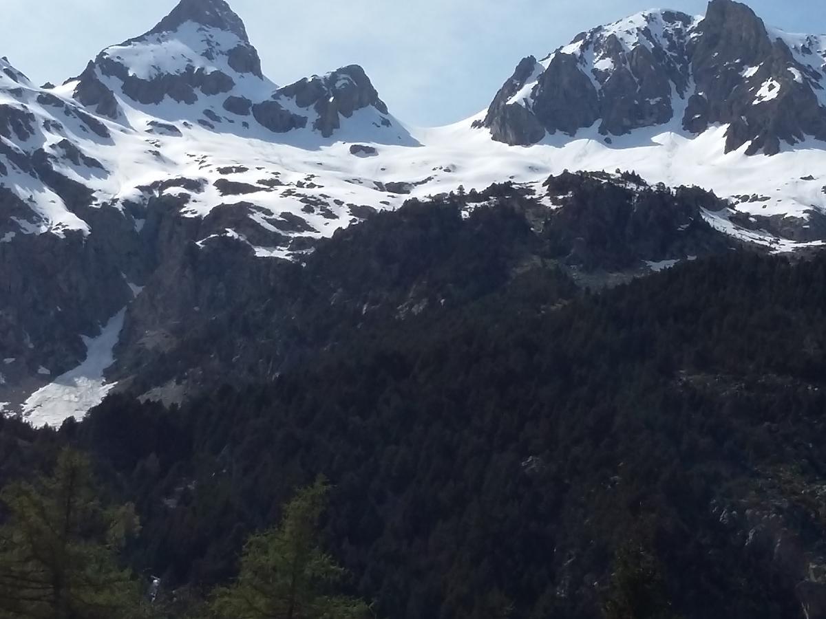 ホテル Hospederia Prepirineo Undués-Pintano エクステリア 写真